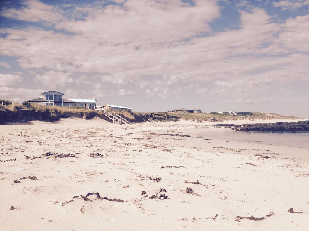Wytonia Beachfront Accommodation Port Fairy Kültér fotó